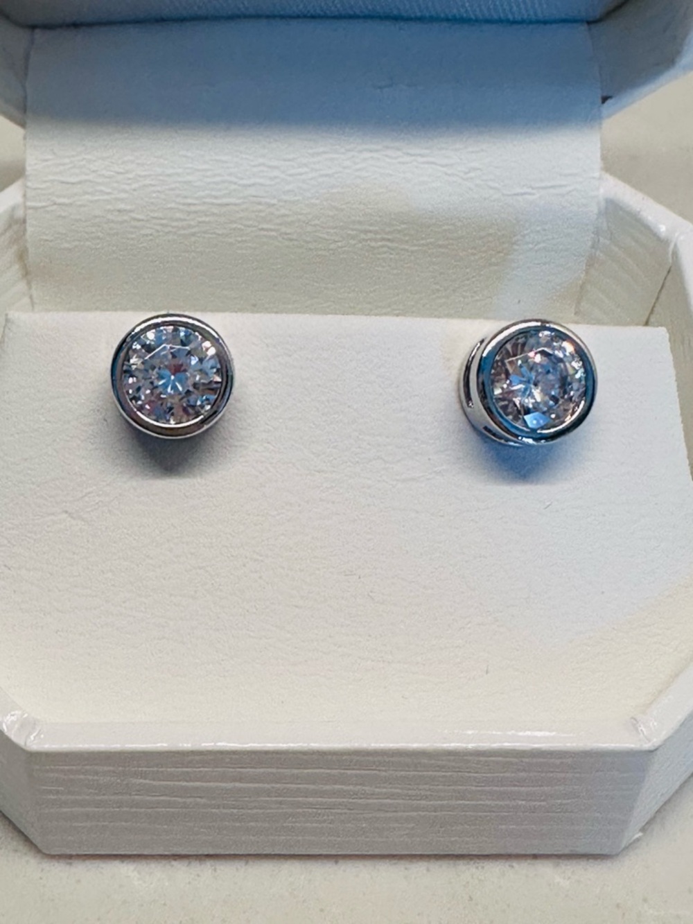 Crislu 2 Carat TW Round Bezel Stud Earrings